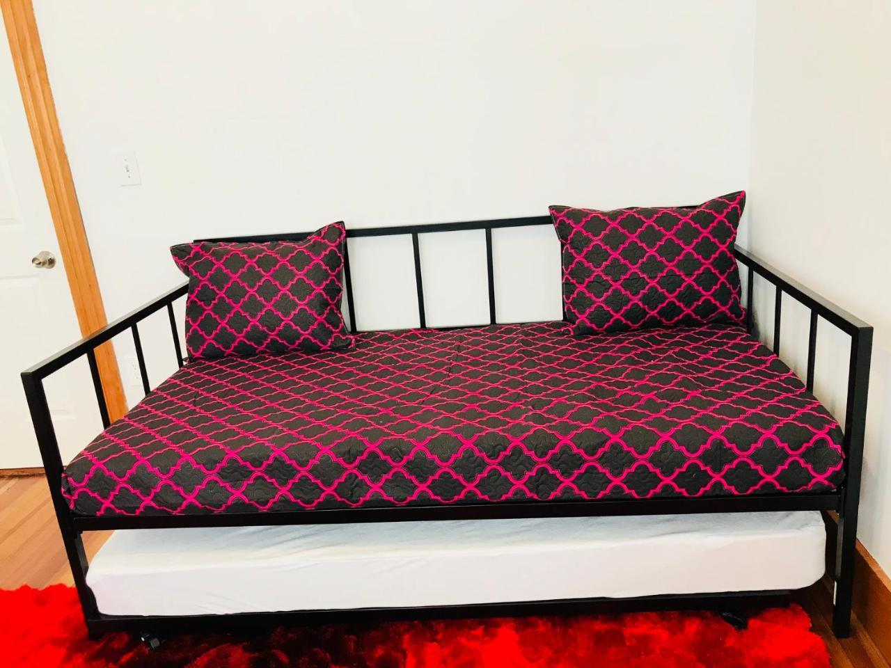 Boston Lodge And Suites Dış mekan fotoğraf